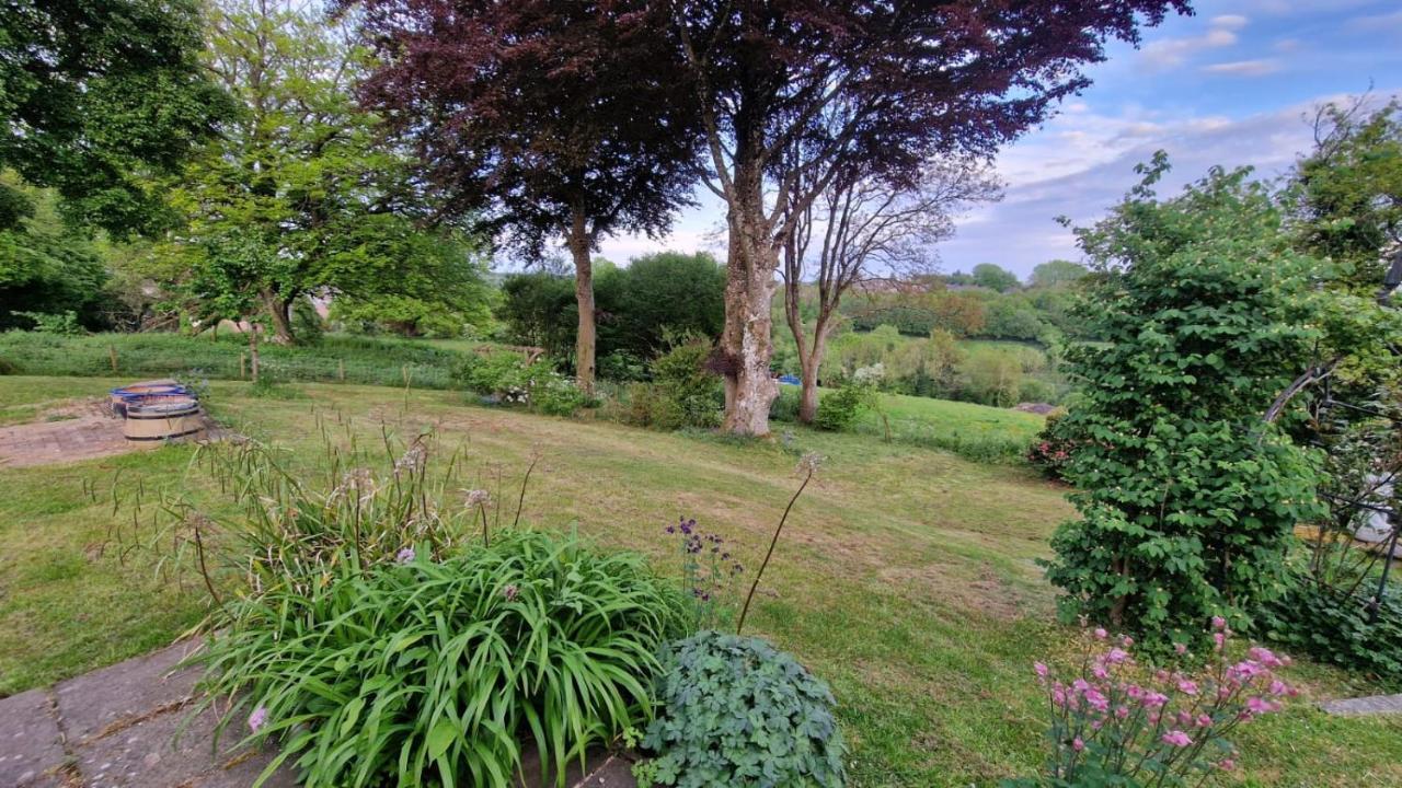 Koi Pond Annex Hotel Coleford  Exterior foto